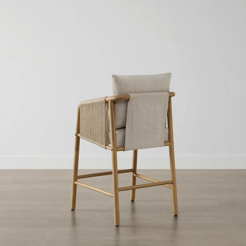 Tabouret de bar Lynn à hauteur de comptoir avec accoudoirs en bois tressé, lot de 2