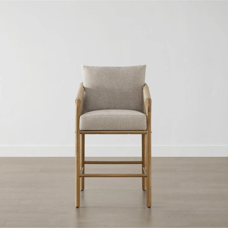 Tabouret de bar Lynn à hauteur de comptoir avec accoudoirs en bois tressé, lot de 2