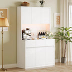 Ampia dispensa da cucina con ripiano per microonde e luci a LED