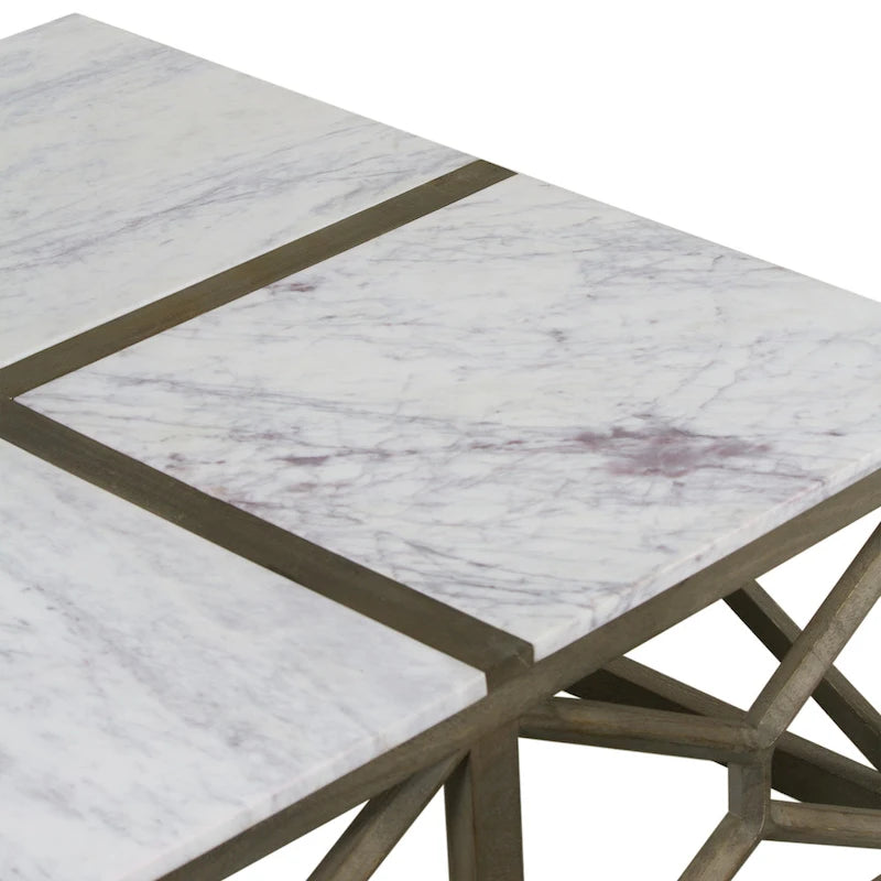Table basse Agas, plateau carré 102 cm en véritable marbre blanc, structure géométrique en bois de manguier gris cendré sablé et délavé