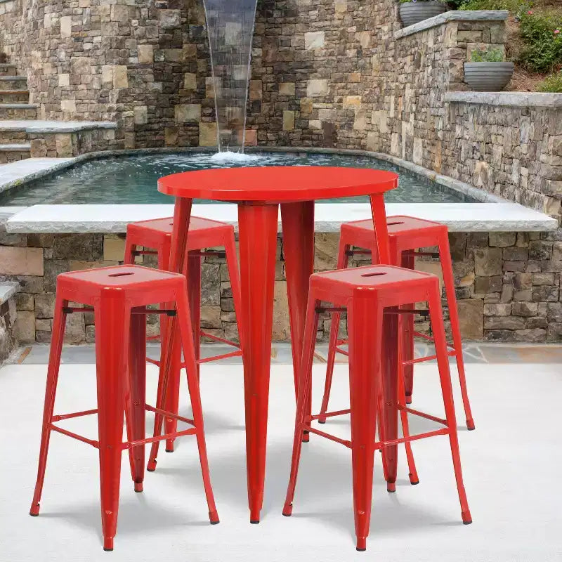 Set tavolo da bar rotondo da 30 per interni-esterni in metallo di grado commerciale Flash Furniture con 4 sgabelli senza schienale con sedile quadrato