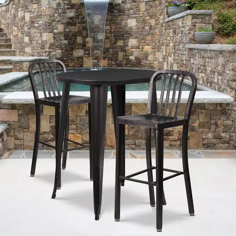 Ensemble de table de bar ronde en métal de 30 po de qualité commerciale Flash Furniture avec 2 tabourets à dossier à lattes verticales pour l'intérieur et l'extérieur