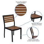 Ensemble table de bistrot d'extérieur Flash Furniture Lark avec 2 chaises et lattes en poly imitation teck