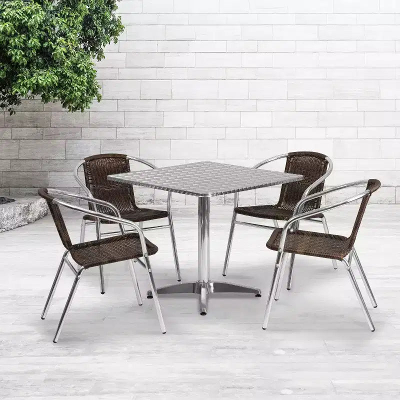Set tavolo da giardino in alluminio quadrato 31,5 con 4 sedie in rattan Emma e Oliver