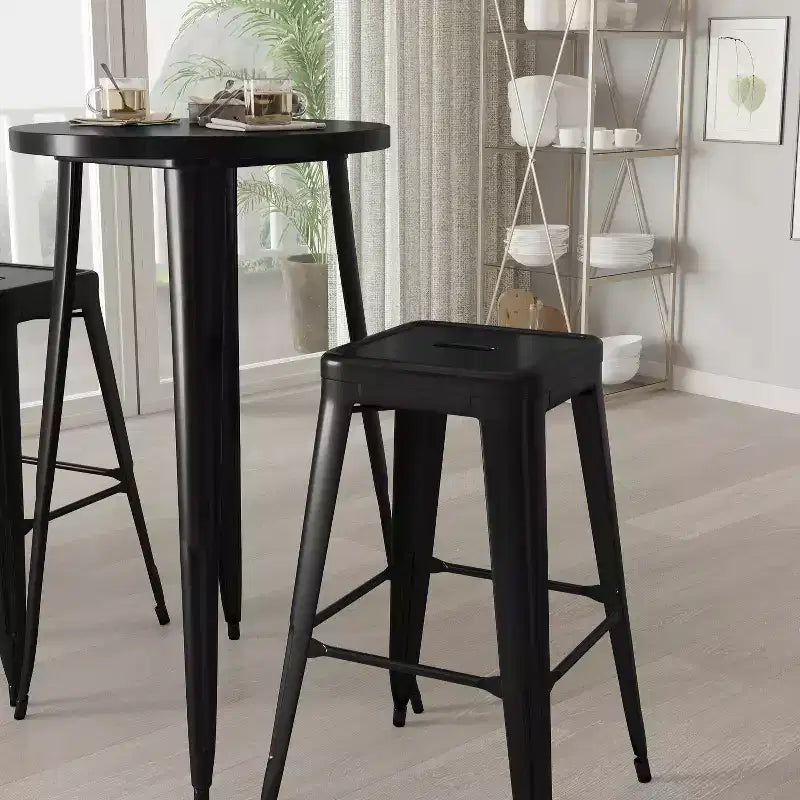 Set da Patio Merrick Lane con Tavolo e Sgabelli Senza Schienale - Struttura in Metallo Verniciato a Polvere per Uso Interno ed Esterno
