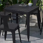 Flash Furniture - Tavolo Quadrato con Piano in Resina per Tutte le Stagioni e 4 Sedie in Metallo con Sedute in Poliresina - Nero