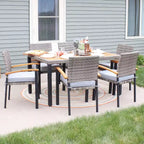 Set da pranzo da esterno Carlow a 7 pezzi Sunnydaze in rattan e legno di acacia con tavolo, sedie e cuscini per le sedie