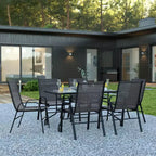 Set da patio sette pezzi Emma and Oliver con tavolo in metallo con piano in vetro temperato e 6 sedie impilabili Flex Comfort