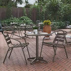 Flash Furniture Lila Set da tavolo quadrato da 23,5'' in alluminio per interni ed esterni con 2 sedie con schienale a doghe