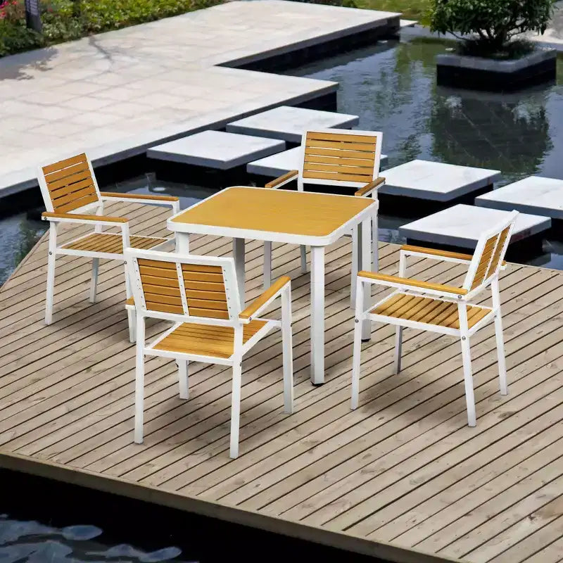 Outsunny Set da 5 Pezzi Tavolo e Sedie da Esterno, Set da Pranzo per Patio in Alluminio per 4 Persone con Tavolo da Pranzo in HDPE con Foro per Ombrellone Giallo