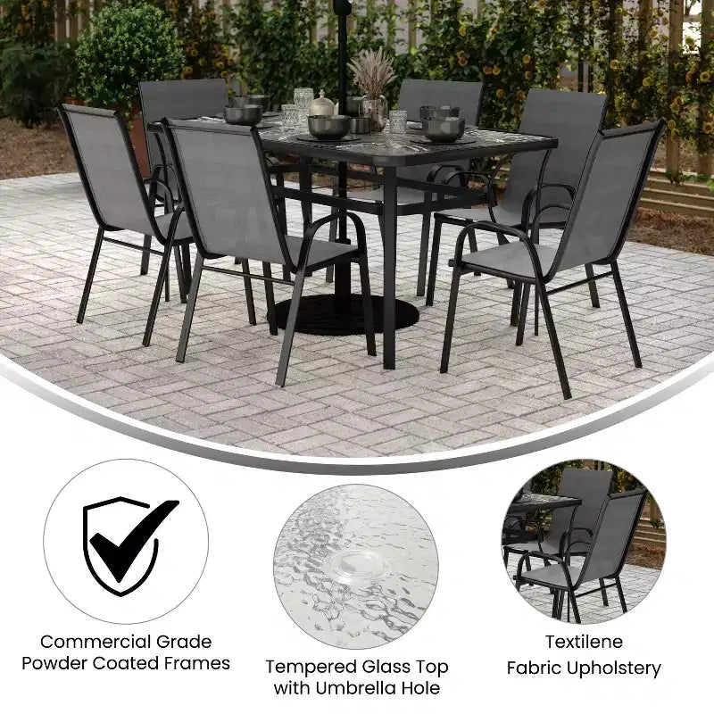 Set da pranzo da esterno Flash Furniture Brazos da 7 pezzi di livello commerciale con tavolo da esterno in vetro temperato e 6 sedie con sedili e schienali in materiale Flex Comfort