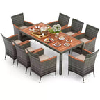 Set da pranzo da esterno in vimini a 9 pezzi Costway con tavolo in legno di acacia e 8 poltrone