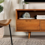 Mobile TV Middlebrook Alby in legno massello 58 pollici in stile Mid-Century