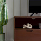 Mobile TV Middlebrook Alby in legno massello 58 pollici in stile Mid-Century