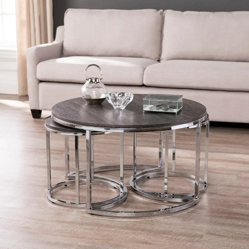 Tavolino nidificabile rotondo a 3 pezzi Henderson di SEI Furniture