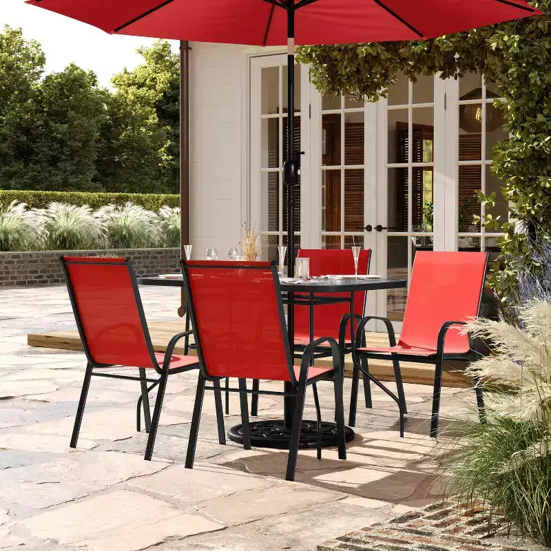 Set da pranzo da esterni Flash Furniture Brazos 5 pezzi di grado commerciale con tavolo da patio in vetro temperato e 4 sedie con sedute e schienali in materiale Flex Comfort
