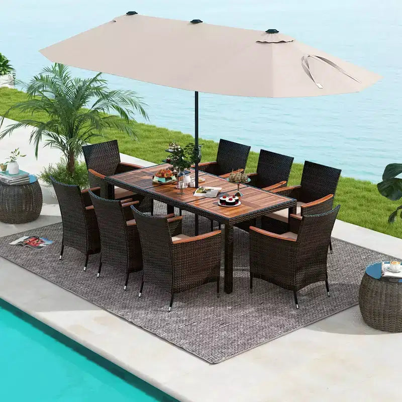 Set da pranzo da giardino Costway 11 pezzi con ombrellone a doppio lato da 4,5 m (base inclusa) beige/caffè/blu scuro/arancione/vino/grigio