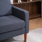 Divano a tre posti senza chaise longue con struttura in legno massiccio