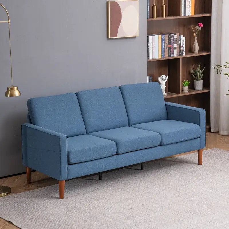Divano a tre posti senza chaise longue con struttura in legno massiccio