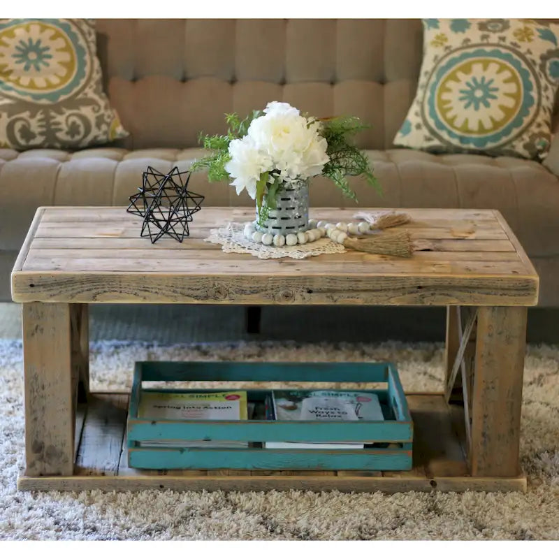 Table basse à pieds croisés en bois