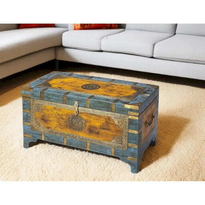 Baule Contenitore Intarsiato in Ottone Dipinto a Mano