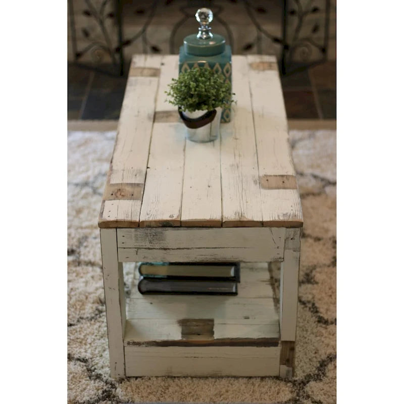 Tavolino da Caffè da Fattoria Originale Fatto a Mano in Legno di Recupero
