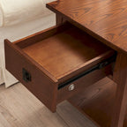 Tavolino finale con cassetto Leick Home in legno massello Mission