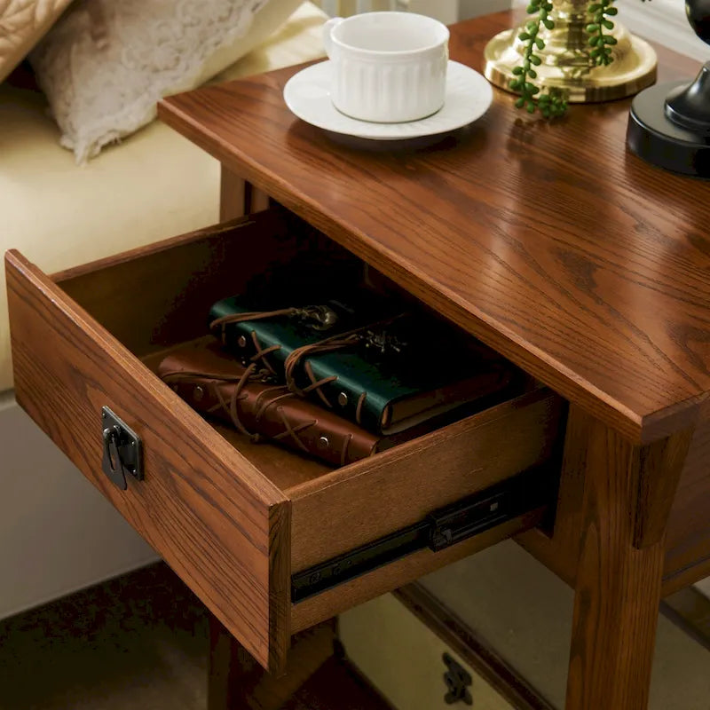 Tavolino finale con cassetto Leick Home in legno massello Mission