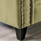 Divano Olie con rivestimento in tessuto verde transizionale e schienale trapuntato di Furniture of America