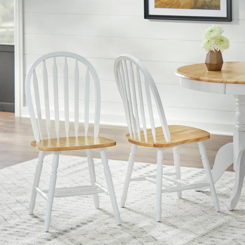 Sedie da pranzo Simple Living Carolina in legno massello con schienale a fusi (set da 2)