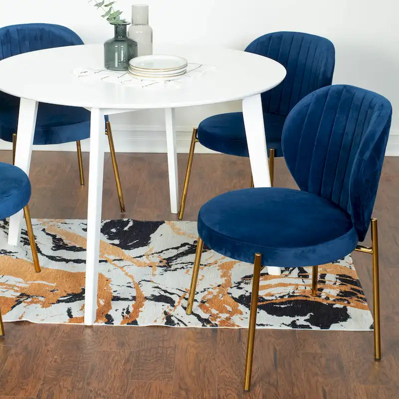 Ensemble de salle à manger contemporain 5 pièces Amoa de Roundhill Furniture, table ronde blanche et 4 chaises