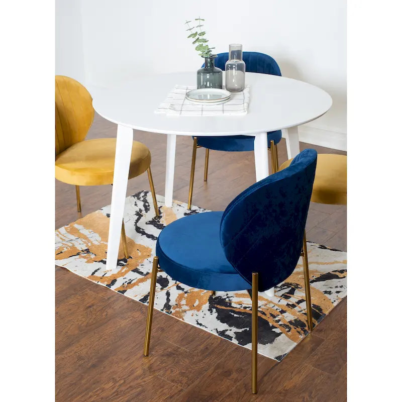 Ensemble de salle à manger contemporain 5 pièces Amoa de Roundhill Furniture, table ronde blanche et 4 chaises