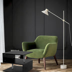 Table d'appoint en bois en forme de S à 3 niveaux avec étagère de rangement - 52,5H x 43,9L x 37,8P