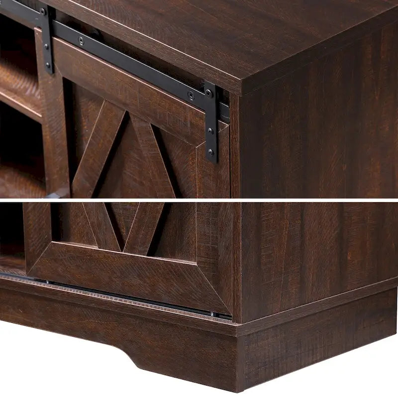 Mobile Porta TV / Contenitore in legno per fattoria Wampat con anta scorrevole a granaio