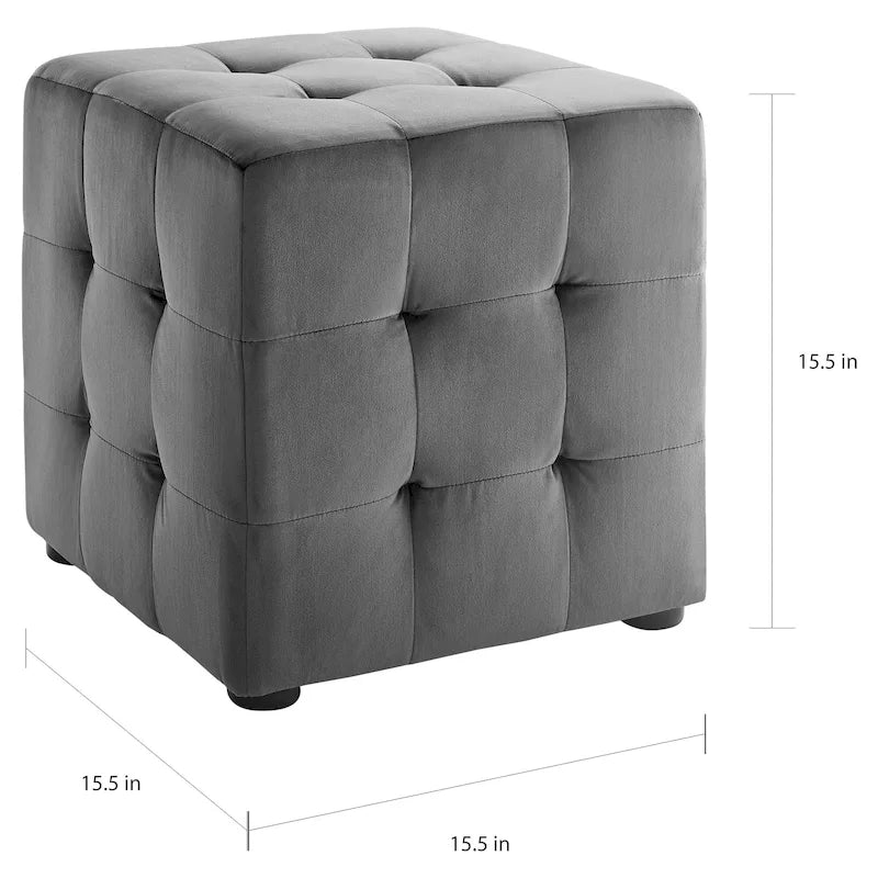 Poggiapiedi cubo trapuntato in velluto Croeni di Porch & Den