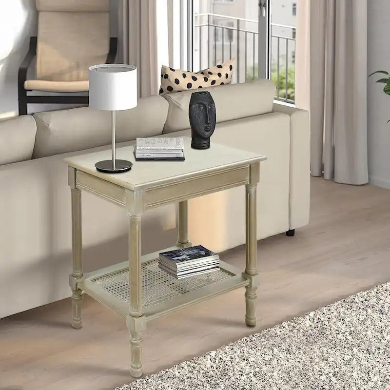 Tavolino in crema Copper Grove Reine con ripiano in rattan