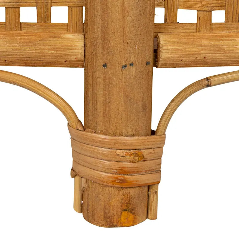 Tavolino d'appoggio in bambù e rattan