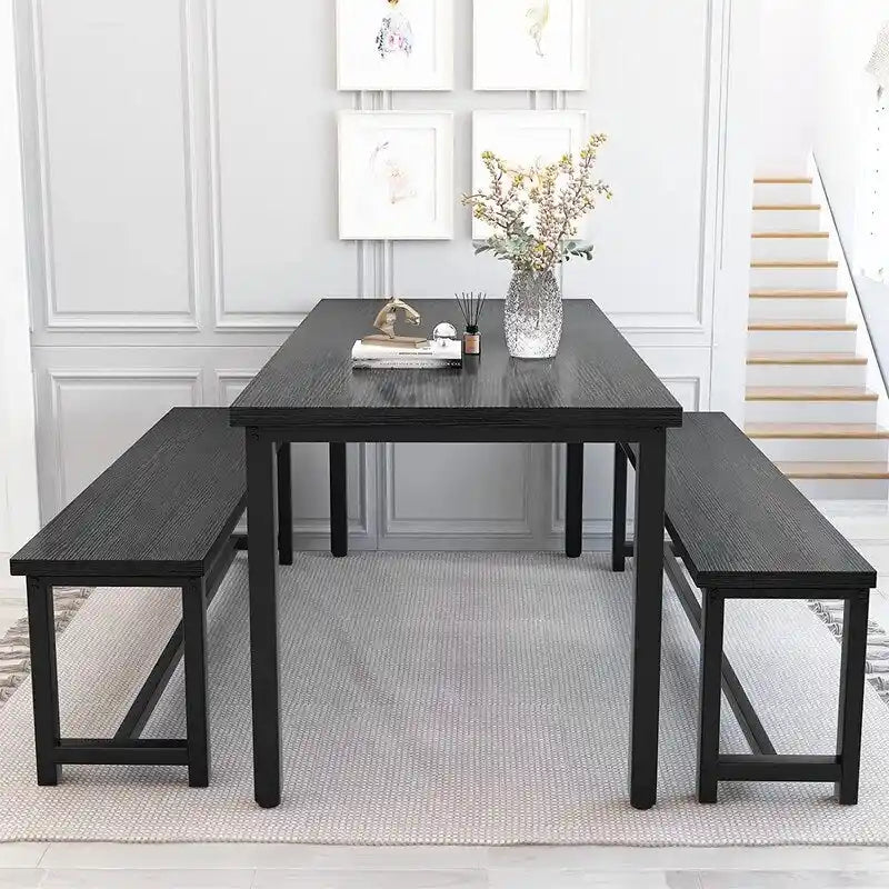 Affascinante set da pranzo in stile semplice con un tavolo e due panche, con piedini, per cucina, sala da pranzo