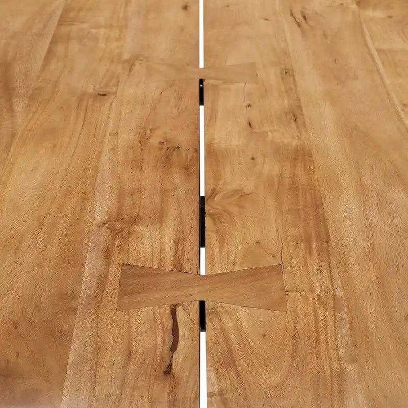 Table à manger Viggo 60 en bois d'acacia massif bord naturel - Noir naturel