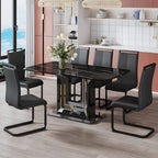 Tavolo da pranzo. Piano con motivo in finto marmo nero. Gambe in MDF nero, linee oro, base nera