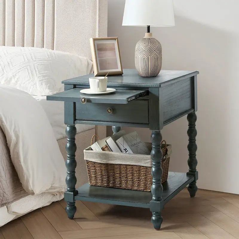 Tavolino finale Eric Traditional 26 Tall Solid Wood con USB di HULALA HOME